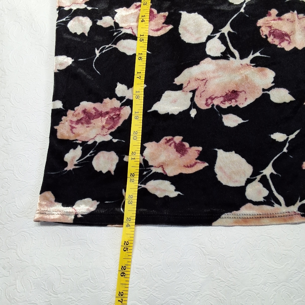 Free Kisses Tank Top Blouse Size XL - Picture 5 of 6